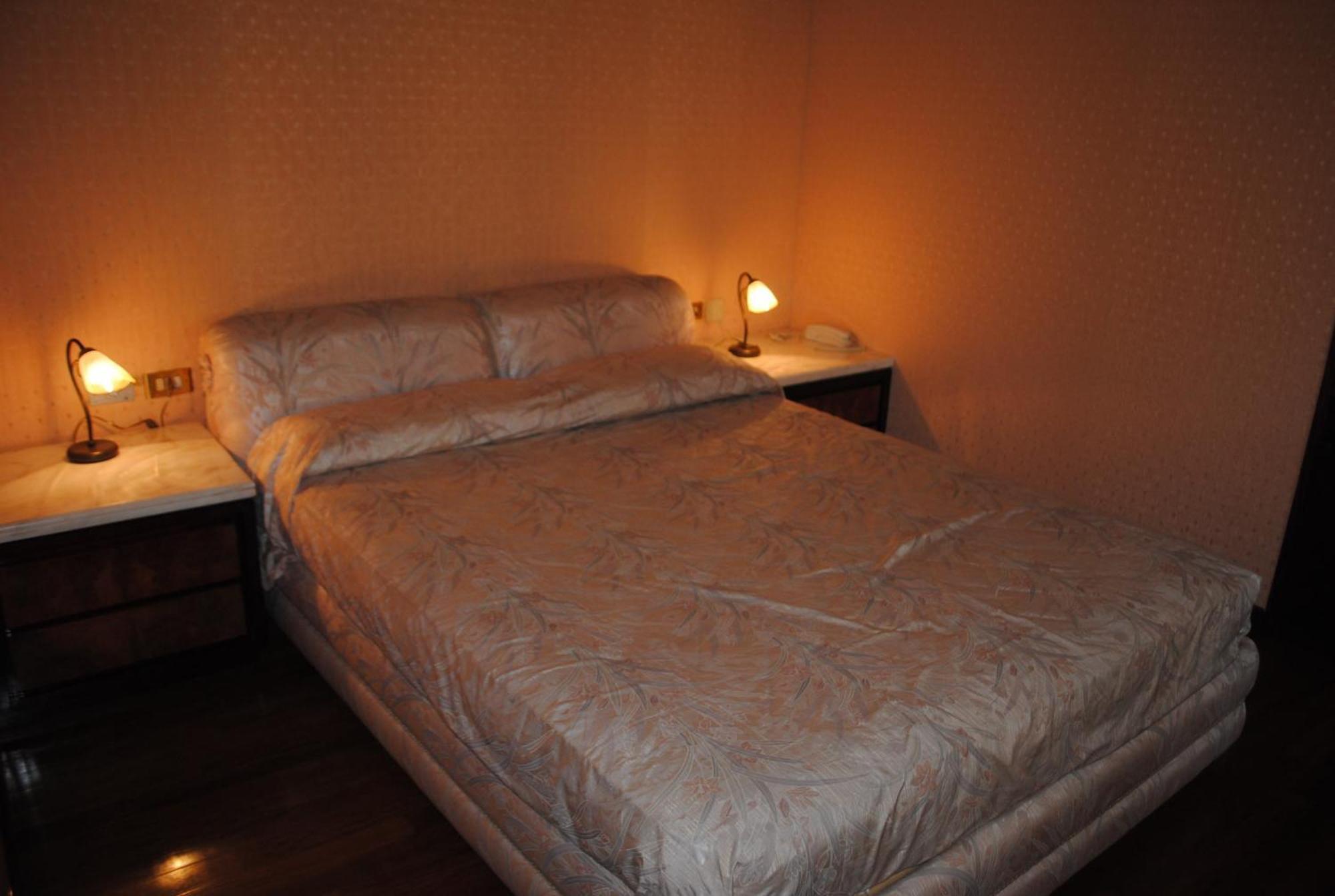 Hotel Locanda San Giacomo Agliano Terme Zimmer foto